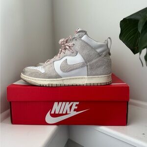 Nike Dunk High x Notre